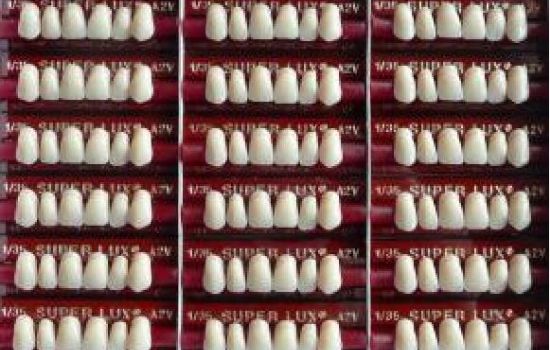 Zuby Major frontální VITA horní 18x6 ks 108 zubů